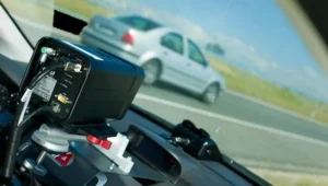 Uno de los radares que tiene la DGT