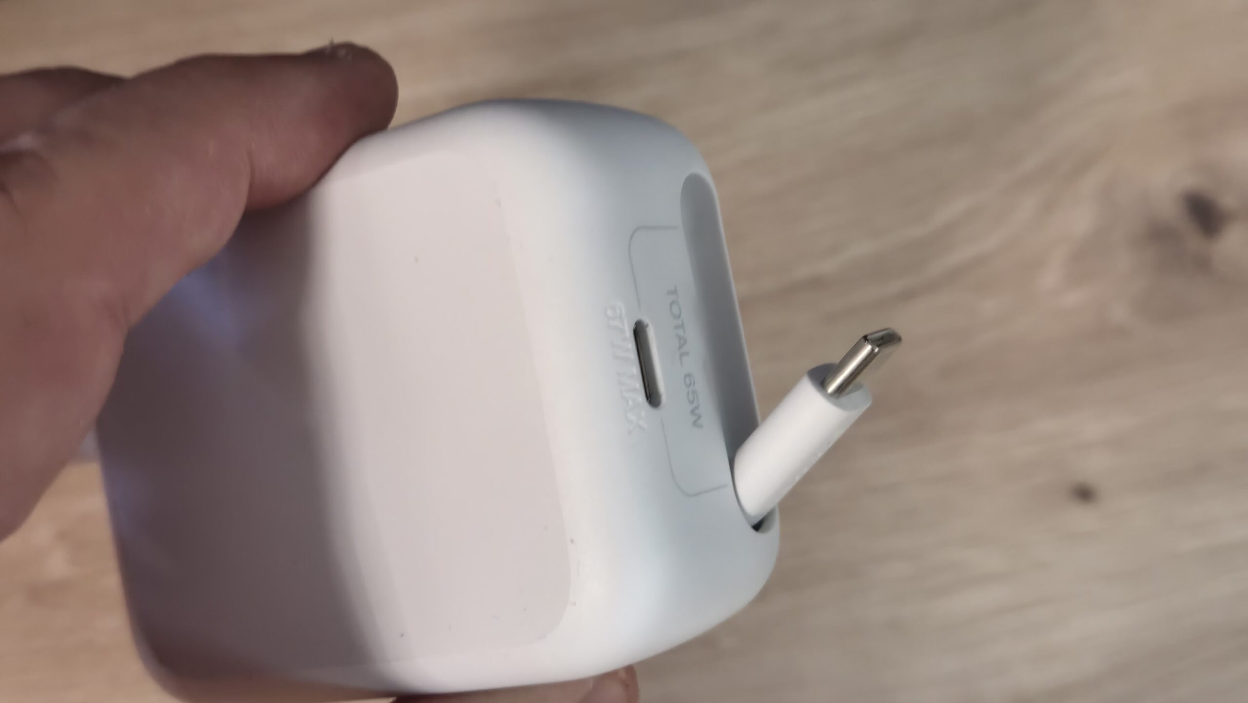 Belkin GaN de 67 W