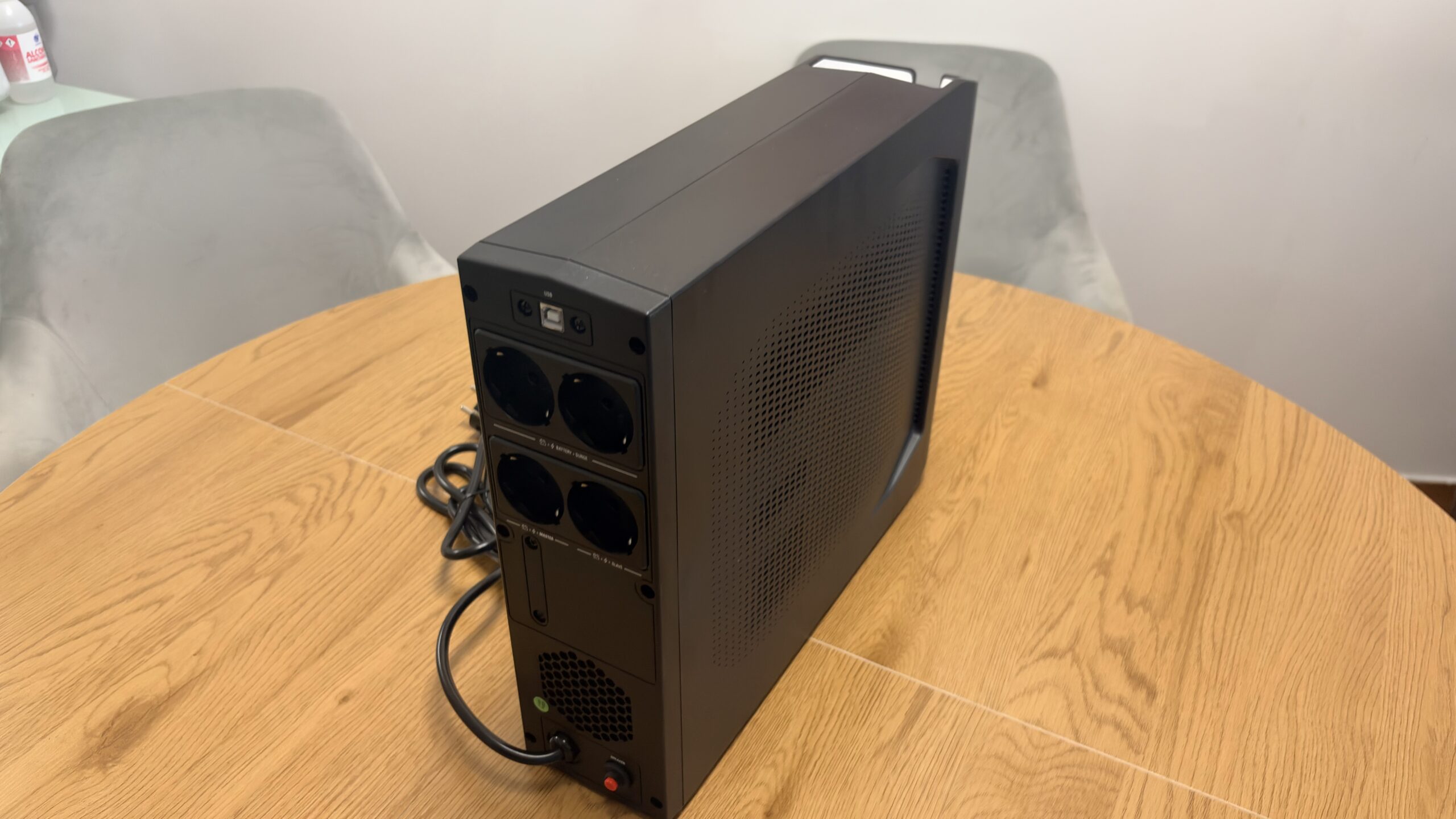 Salicru SPS 1250 SOHO+