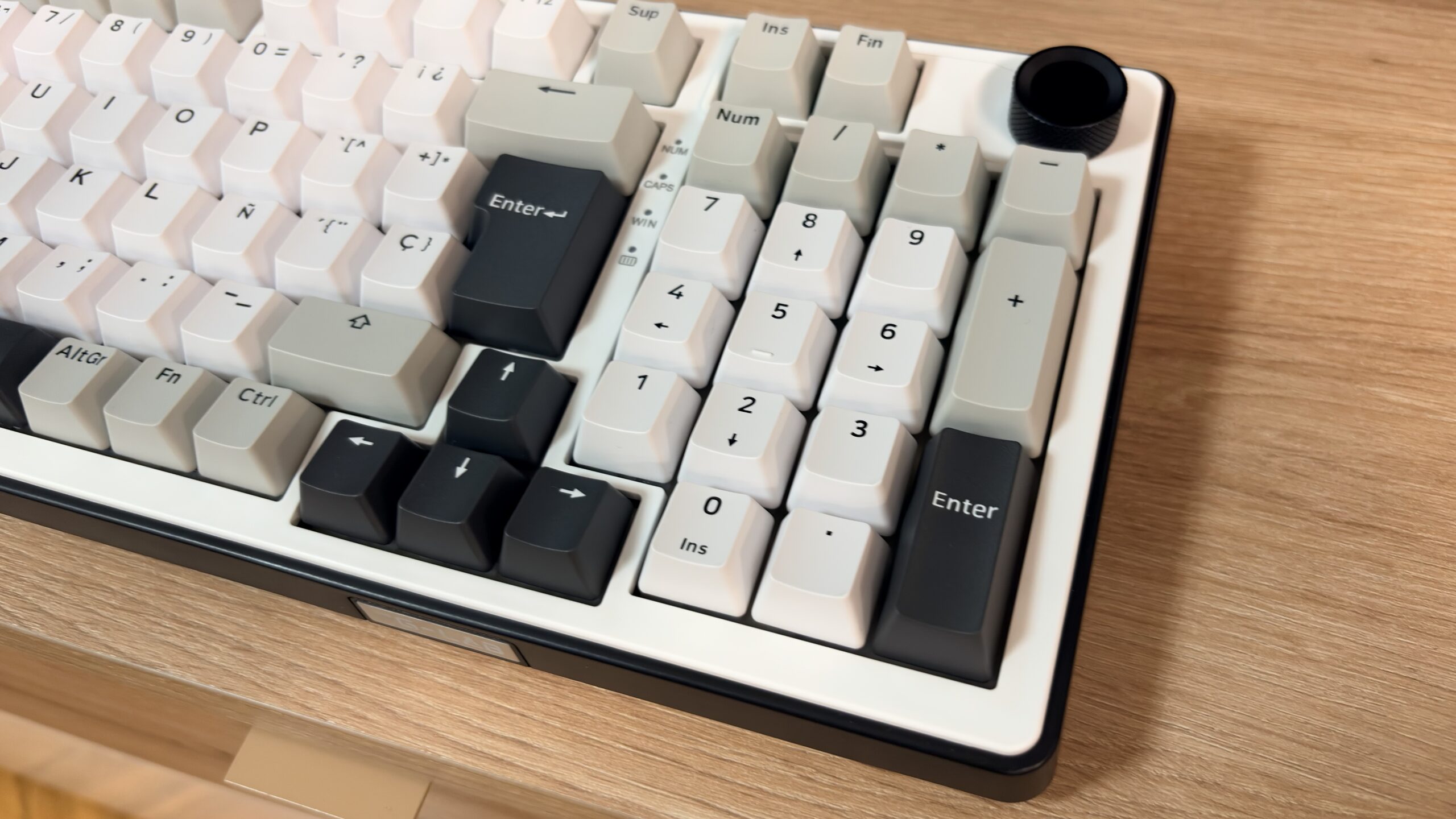 The G-Lab Keyz Elite 400