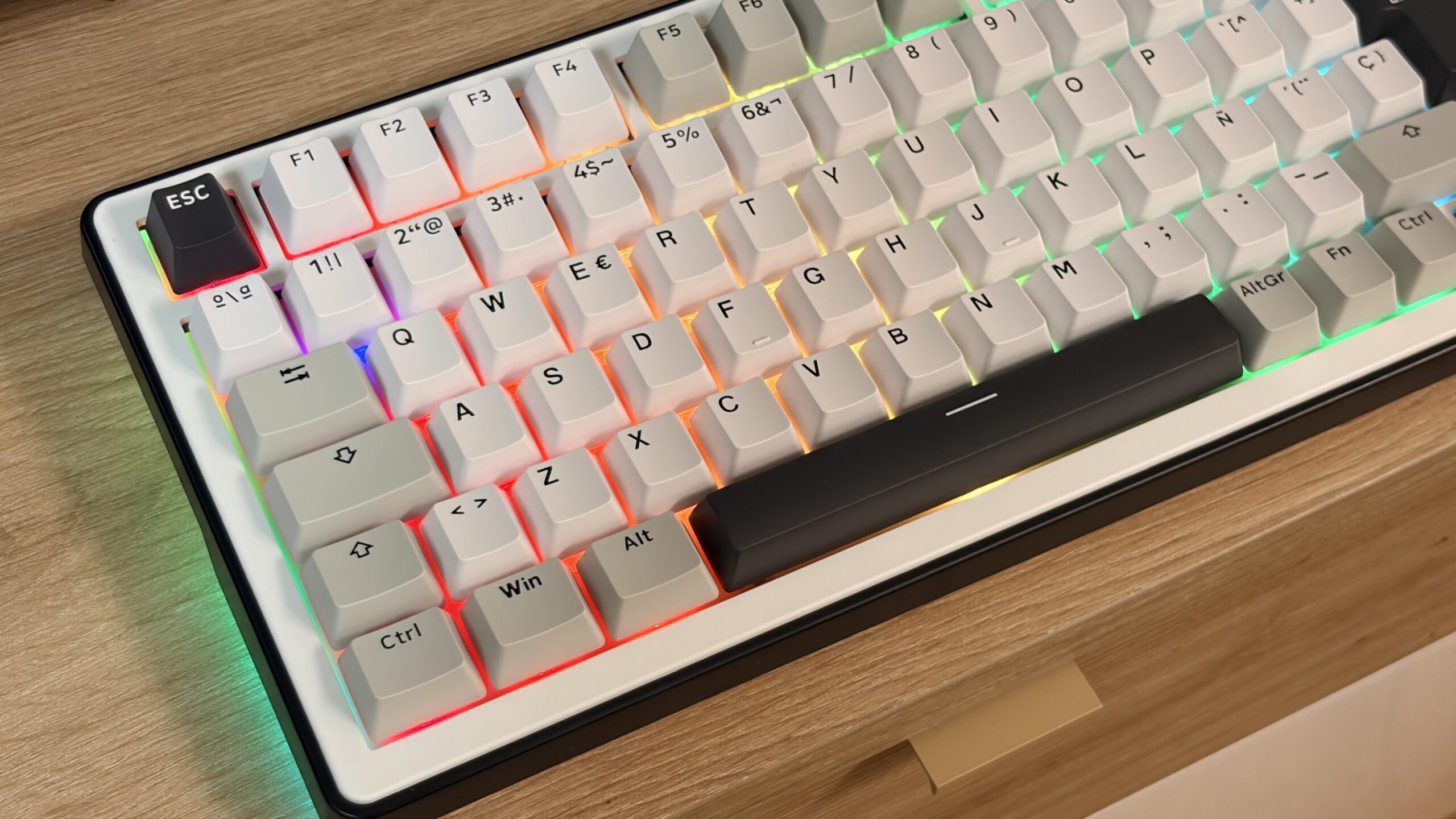 The G-Lab Keyz Elite 400