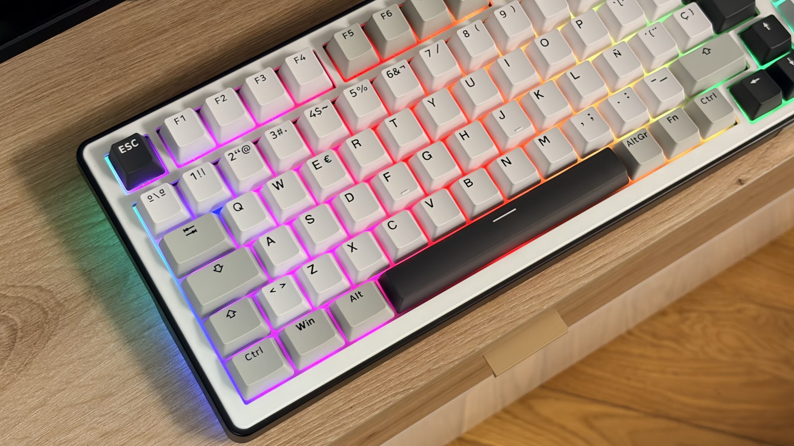 The G-Lab Keyz Elite 400
