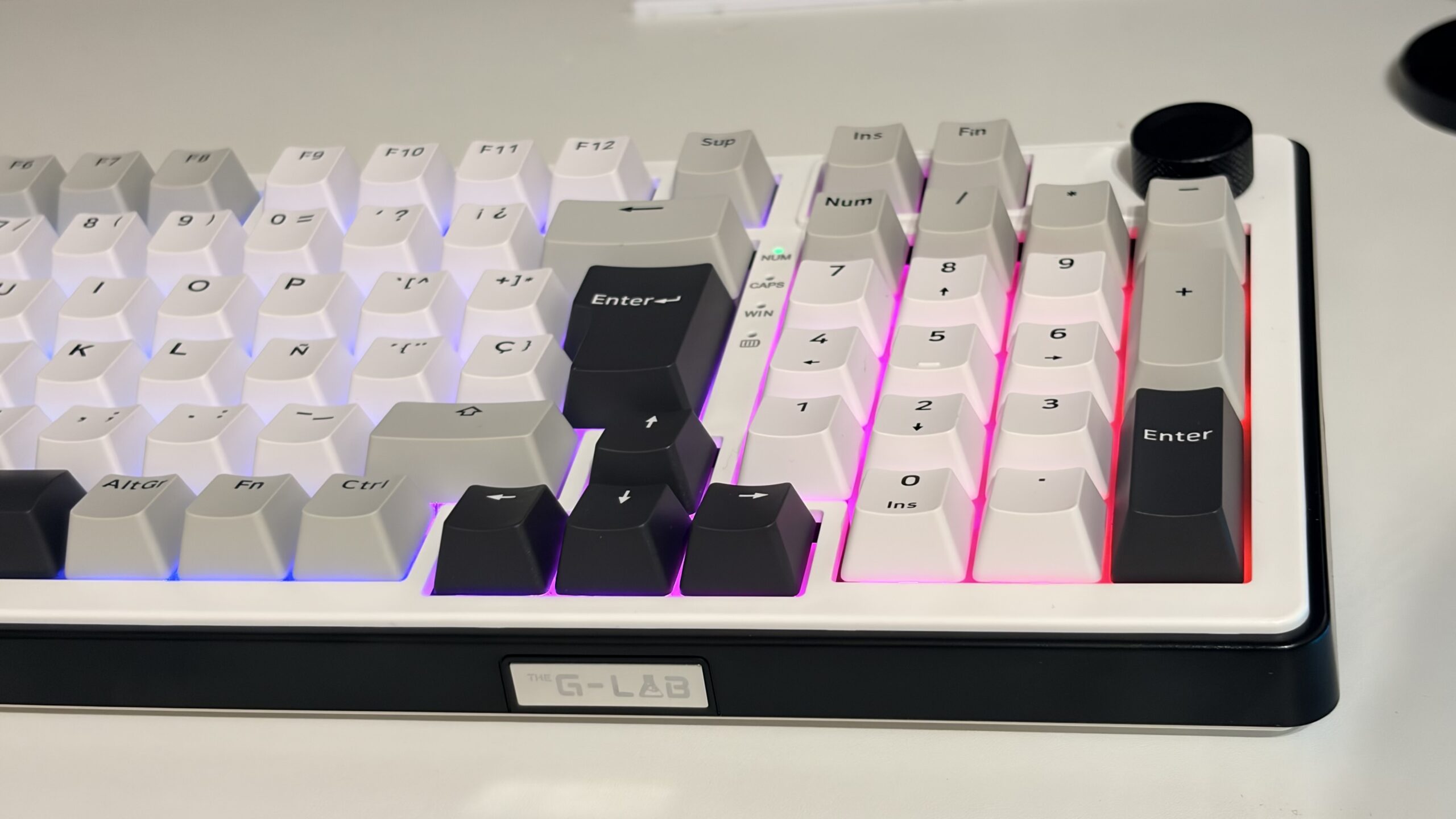 The G-Lab Keyz Elite 400